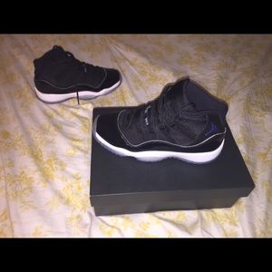 Jordan Retro 11 Space Jams  size 7y